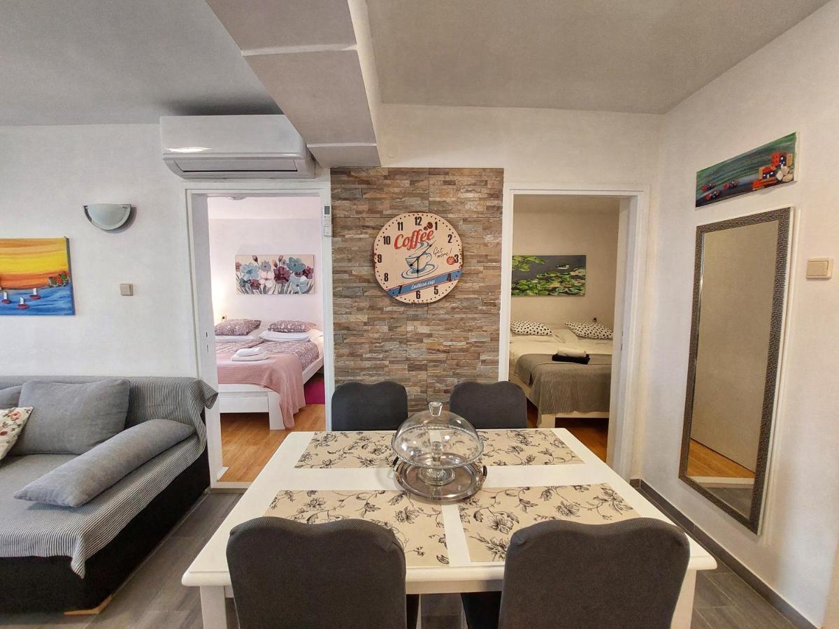 Apartments Dumic Crikvenica Eksteriør bilde